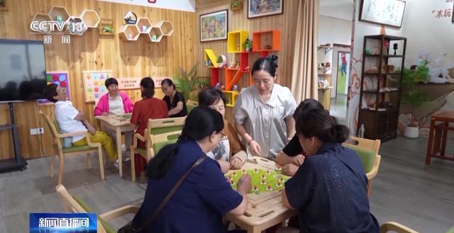 九游娱乐:玩具不再是“儿童限定”让爷爷奶奶们动脑又动手玩出快乐晚年(图7)