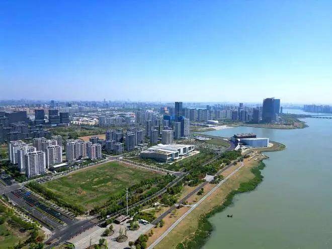 九游娱乐:太泽之星藏湖售楼处│太泽之星(营销中心)-2025销售中心(售楼处)-楼盘欢迎您-价格户型地址环境配套交房时间电话(图13)