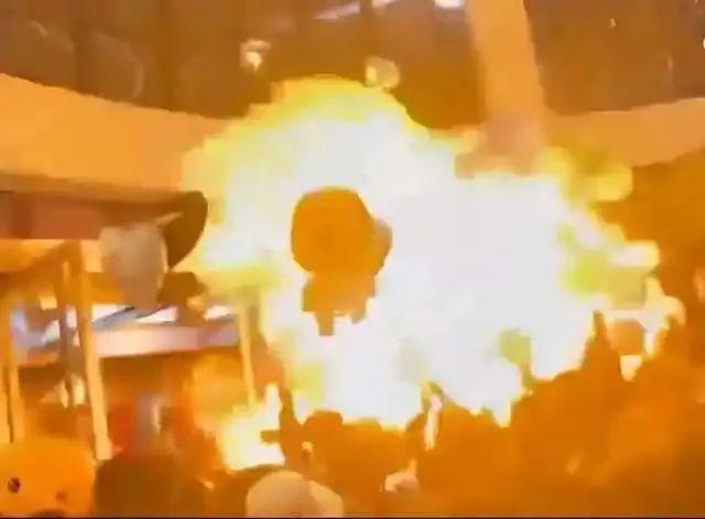 九游娱乐平台:孩子手、脸都被烧伤!这种玩具千万别买(图1)